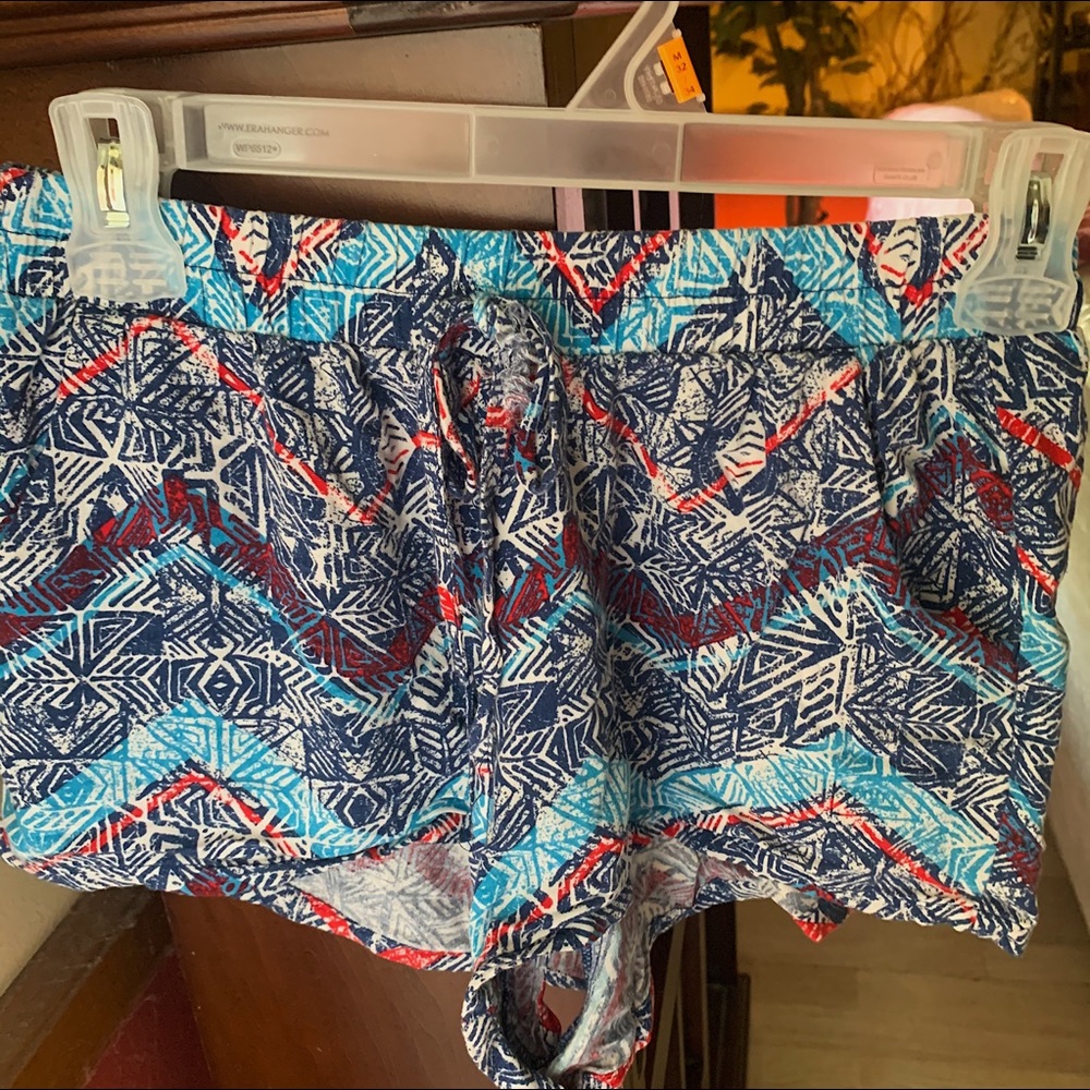 Print shorts
